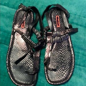 jessica simpson strap bronze black sandals